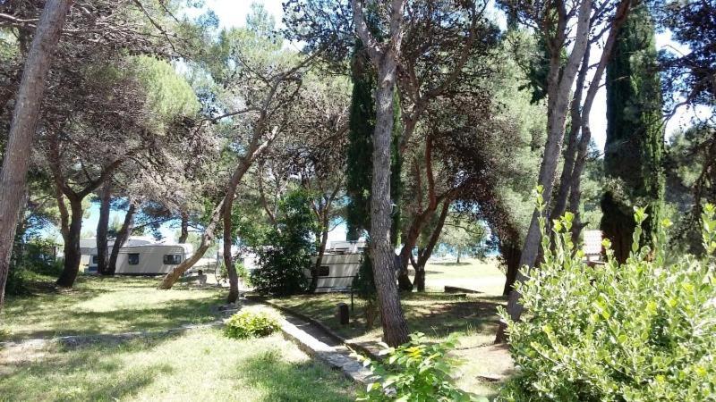 Mobile Home- Fish Huts And Orange Huts Premantura